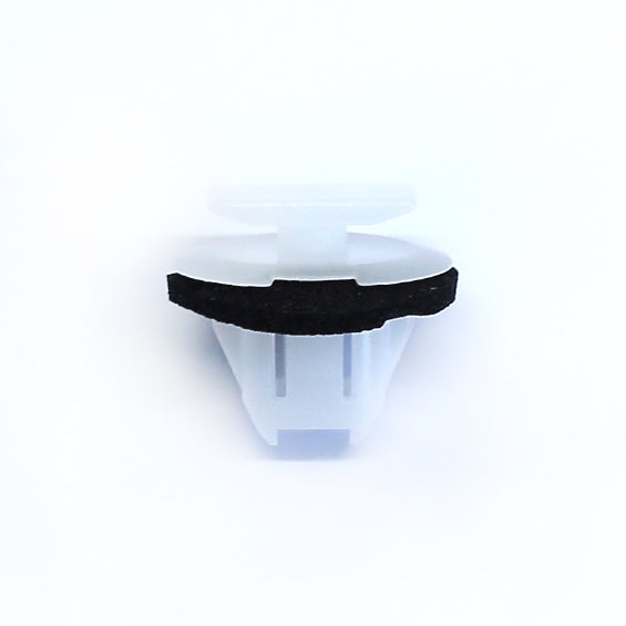 Wheel Flair Moulding Retainer - Nissan
