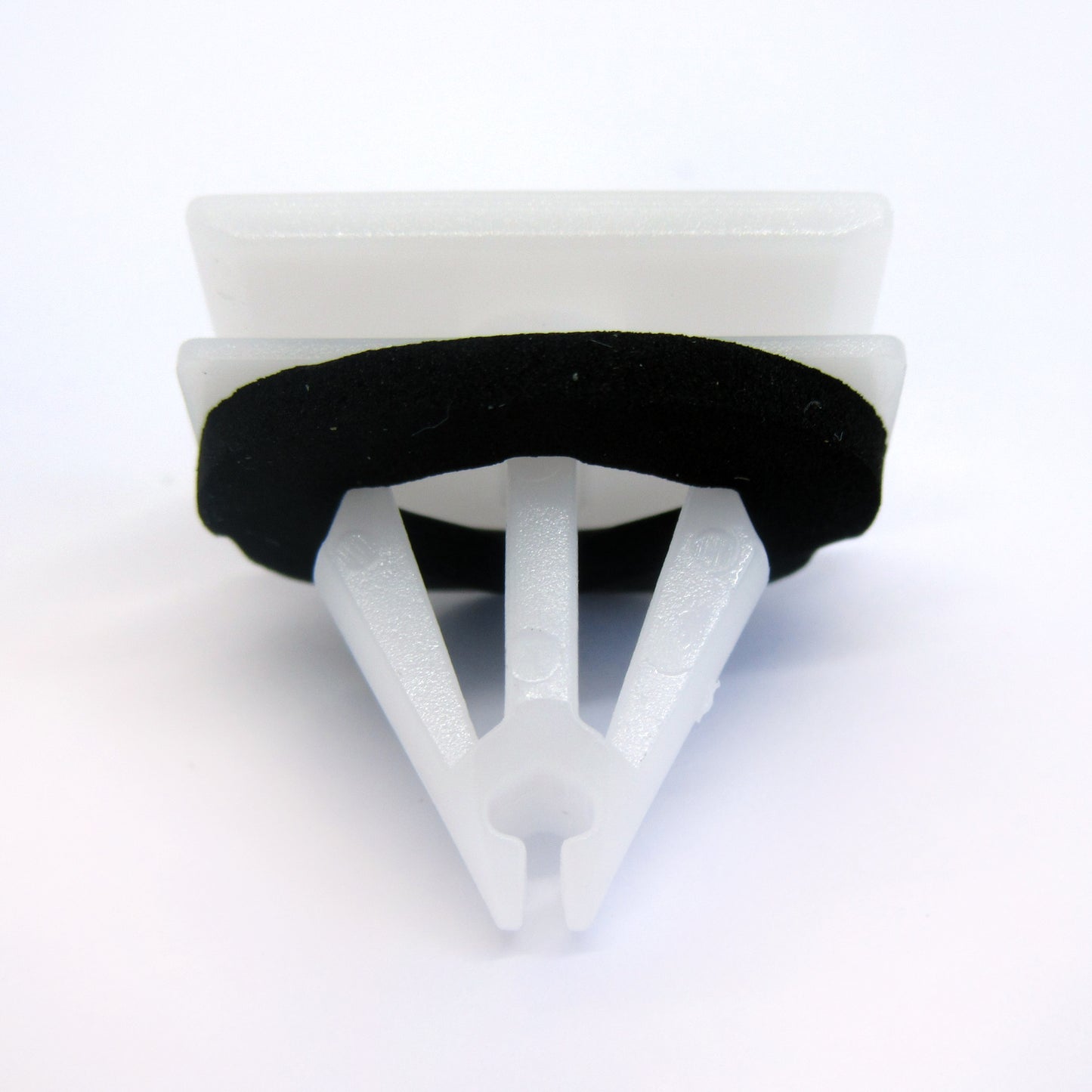 Moulding Clip - Ford